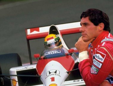 Ayrton Senna: Ο γύρος του θανάτου με έναν «μηχανοκίνητο» Θεό! (φωτό, βίντεο)